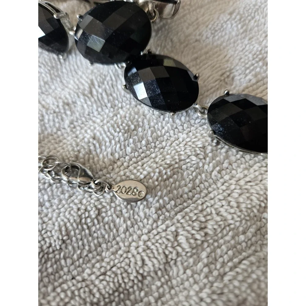 2028 Brand Jewelry Oval‎ Faceted Necklace 18 Inch. Black And Silver Toned